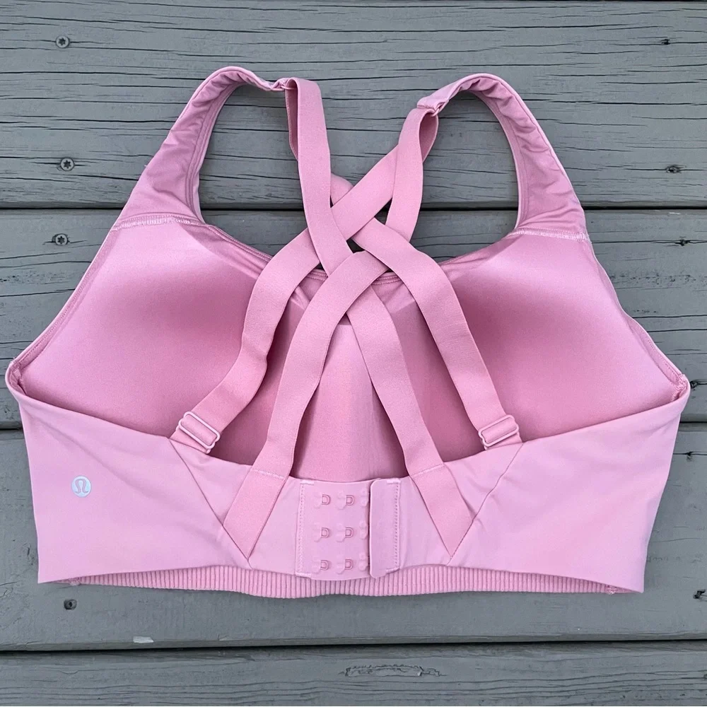 Lululemon Energy Bra *High Support in Pink Puff bra size 38 DD